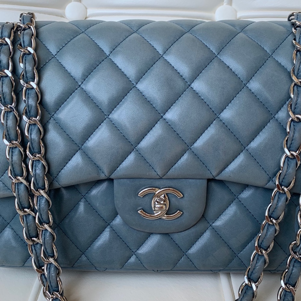 $8K CHANEL JUMBO CLASSIC - LAMBSKIN - POWDER BLUE - Picture 2 of 16